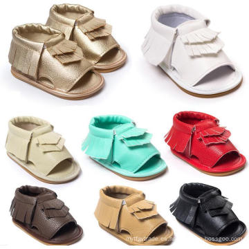 Las zapatillas de deporte del verano de las muchachas del bebé borlas de moda sandalias de los mocasines de la suela suave